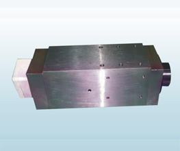 High precision diamond wheel dresser